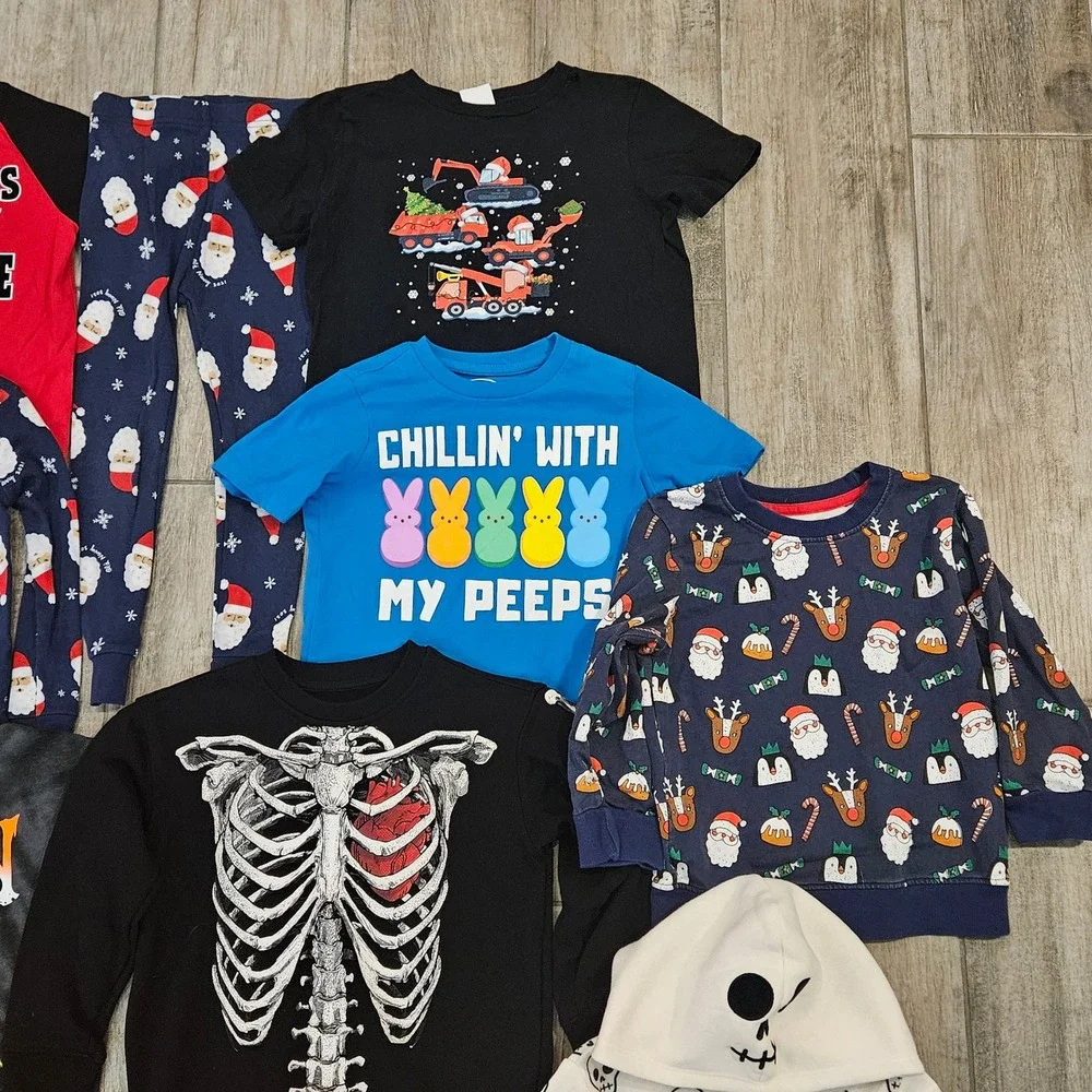 Kids Holiday Clothing Lot of 27 Boys Size 4T 4-5 Halloween Christmas St Patrick‎